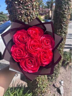 Eternal roses