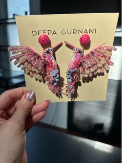 Deepa Gurnani Hummingbird Earrings Fuchsia Pink Hand Beaded $275 Retail