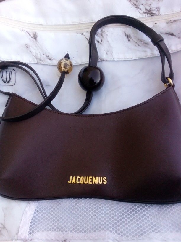 Jacquemus Shoulder Bag Original Price $900