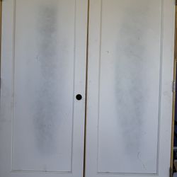 Double fench interior door