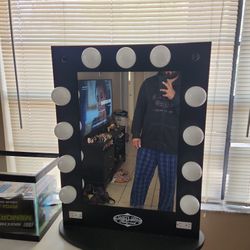 Vanity Mirror 