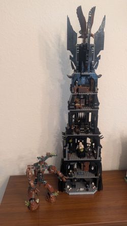 Lego Tower of Orthanc 10237