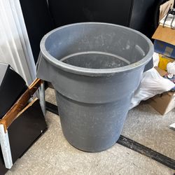 55 Gallon Garbage Bin 