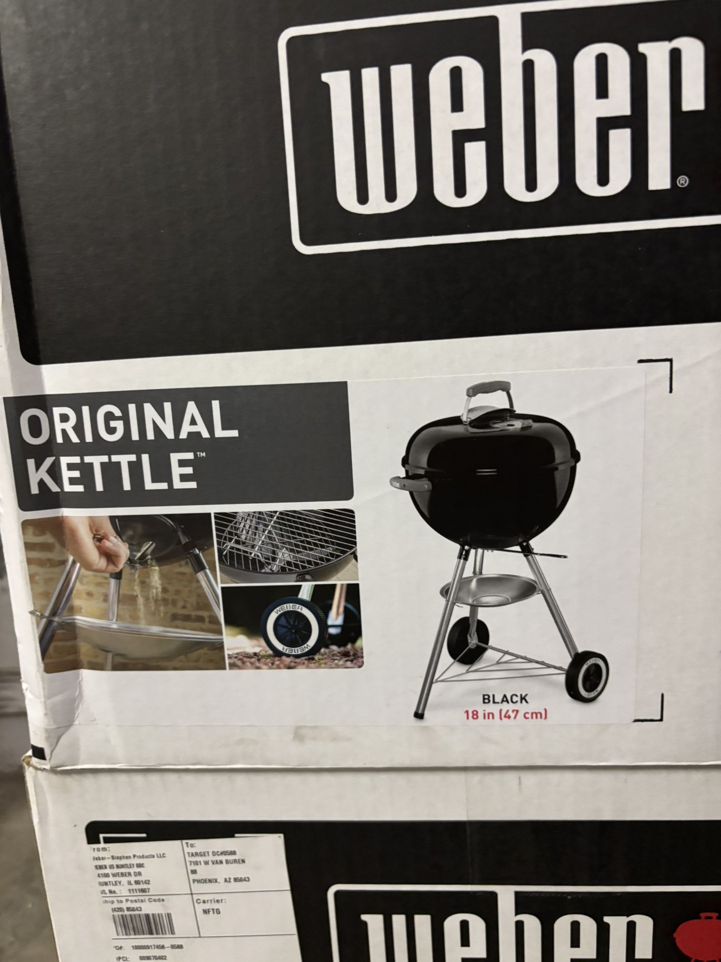 Weber 18 in. Original Kettle Charcoal Grill Black