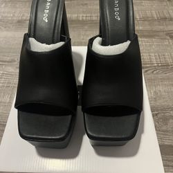 Brand New Black Platform Heels 