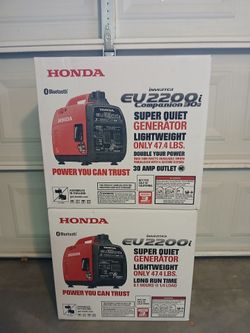 Honda EU2200I Companion 30a & Standard EU2200I Generator