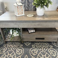 NEW Rustic Farmhouse Coffee Table W/ Storage/TV Tray