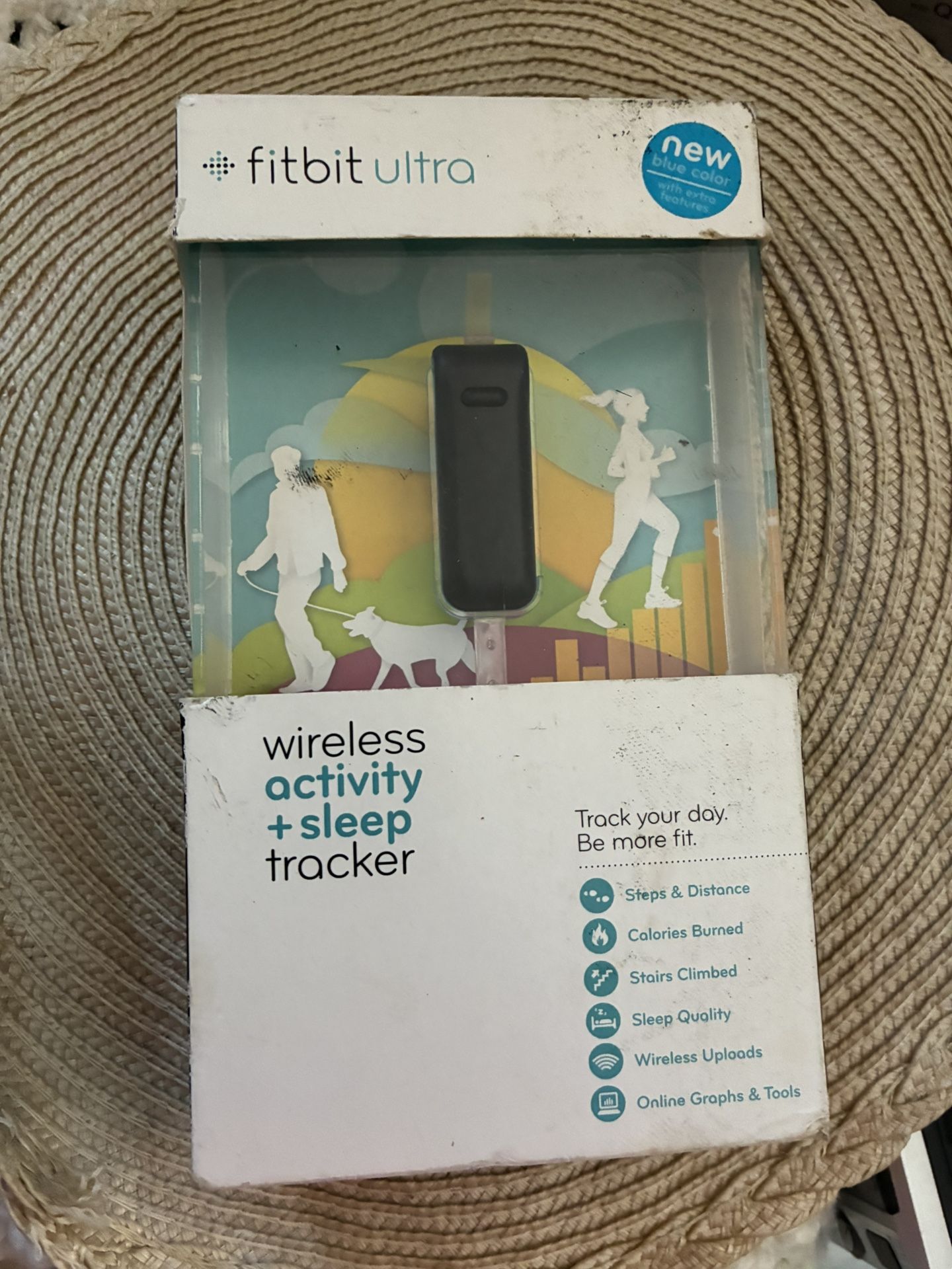 Fitbit Ultra FB102B Wireless Activity & Sleep Tracker