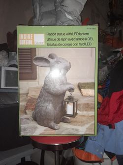 Rabbit statue with led lantern