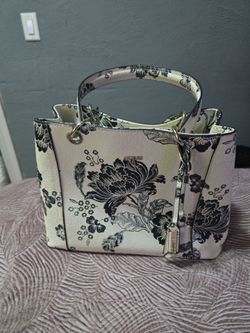 Guess Floral Tote Bag with Wristlet