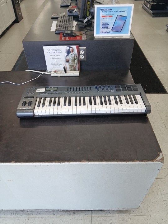 M-audio Axiom 49