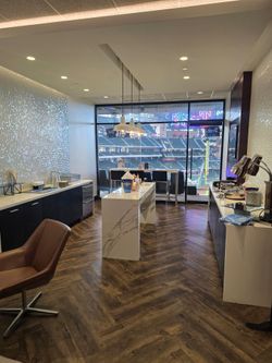 TEXAS RANGERS VIP SUITE AVAILABLE TUESDAY 8/18 AND THURSDAY 8/19