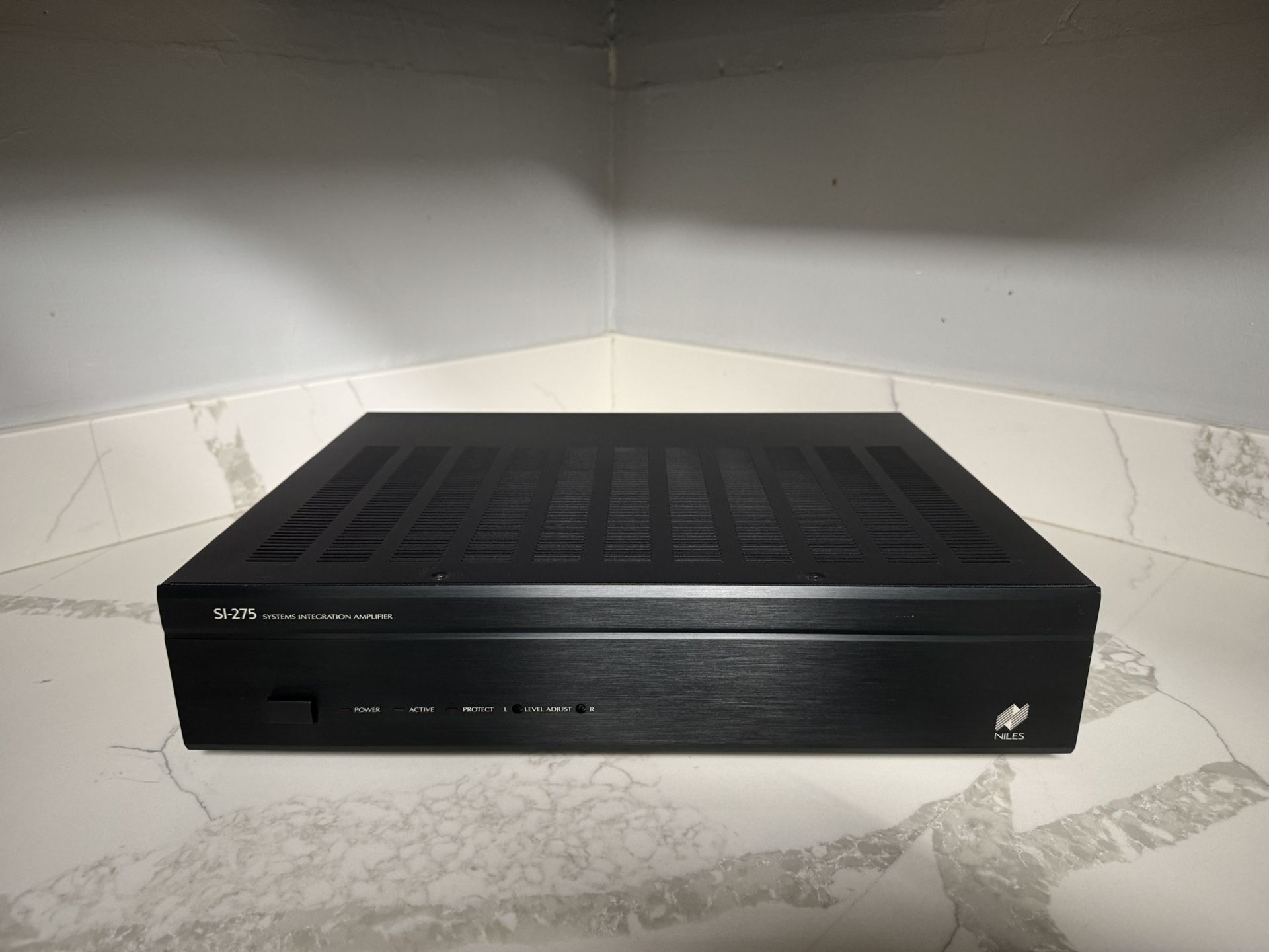 Niles Si 275 Power Amplifier. 2 Available