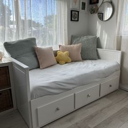 HEMNES Day Bed With Trundle + Twin Mattresses
