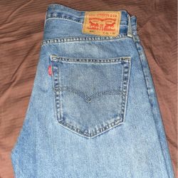 LEVI STRAUSS & CO. JEANS 