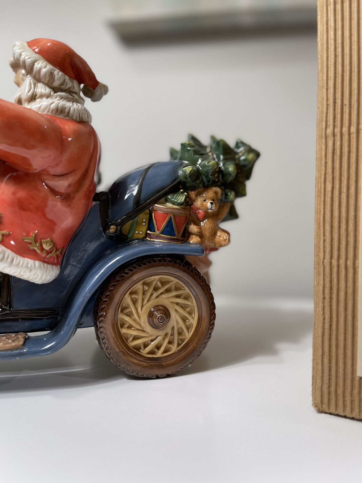 2003 Grandeur Noel Porcelain Santa Claus On Wheels Car Figurine Vintage Antique Classic Driving