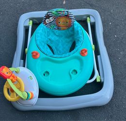 Foldable baby walker almost new