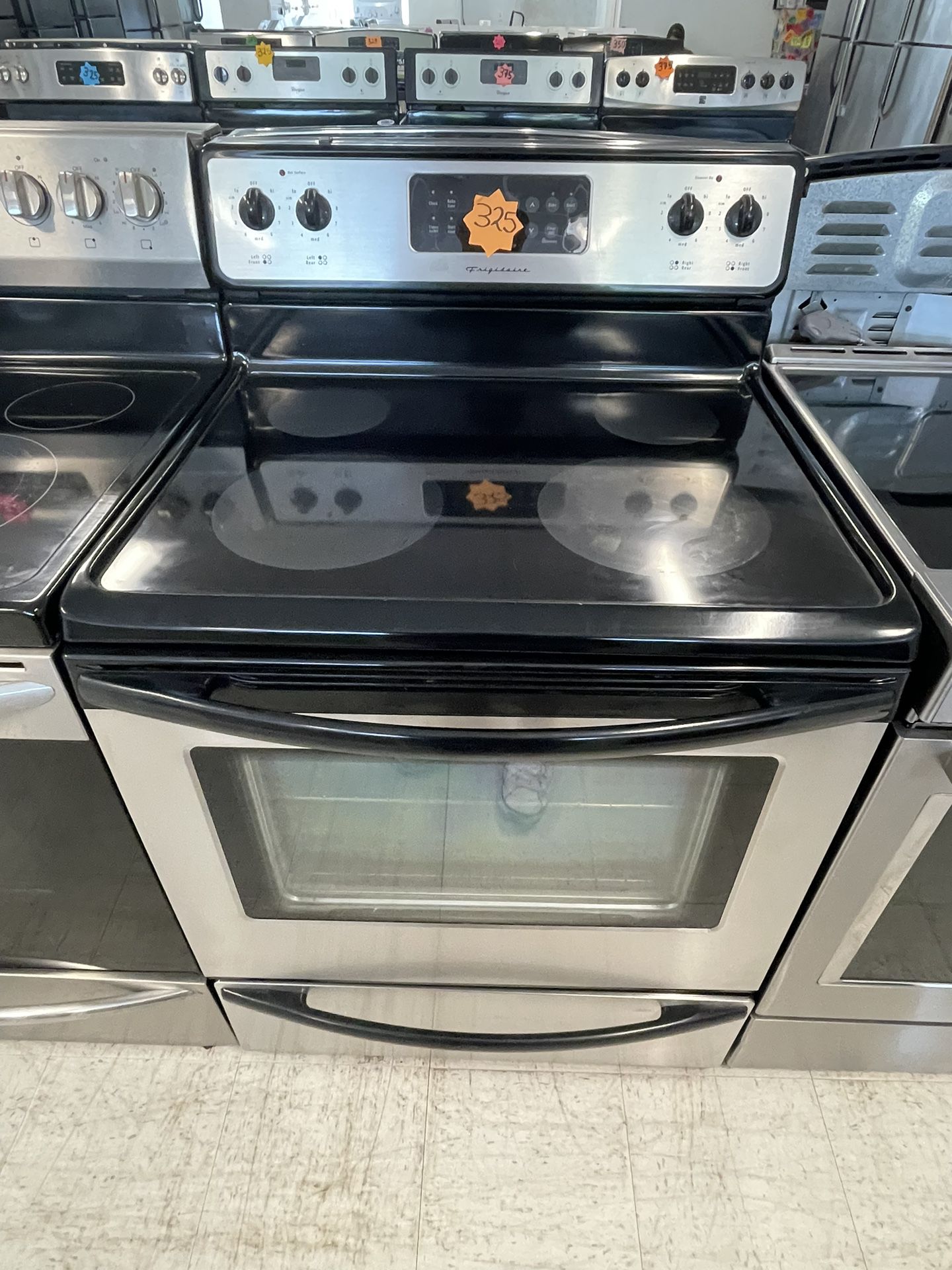 Frigidaire Electric Stove Used In Good Condition With 90days Warranty 