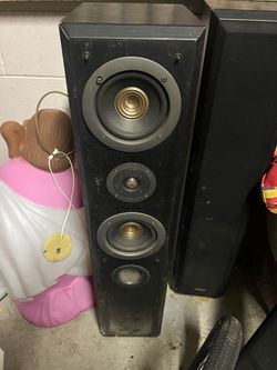 Two speakers set