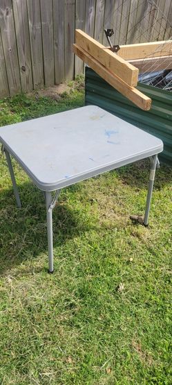 Kid's Folding Craft Table