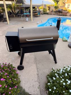 Traeger Pro - Grill and Smoker