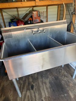 Triple Stainless steel sink commercial USED