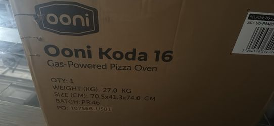 Ooni Koda 16 Propane Gas Pizza Oven – 16" Gas Powered Outdoor Oven with 28 mBar Regulator and Gas Hose, Gas Powered Portable Pizza Oven - Foundry Blac