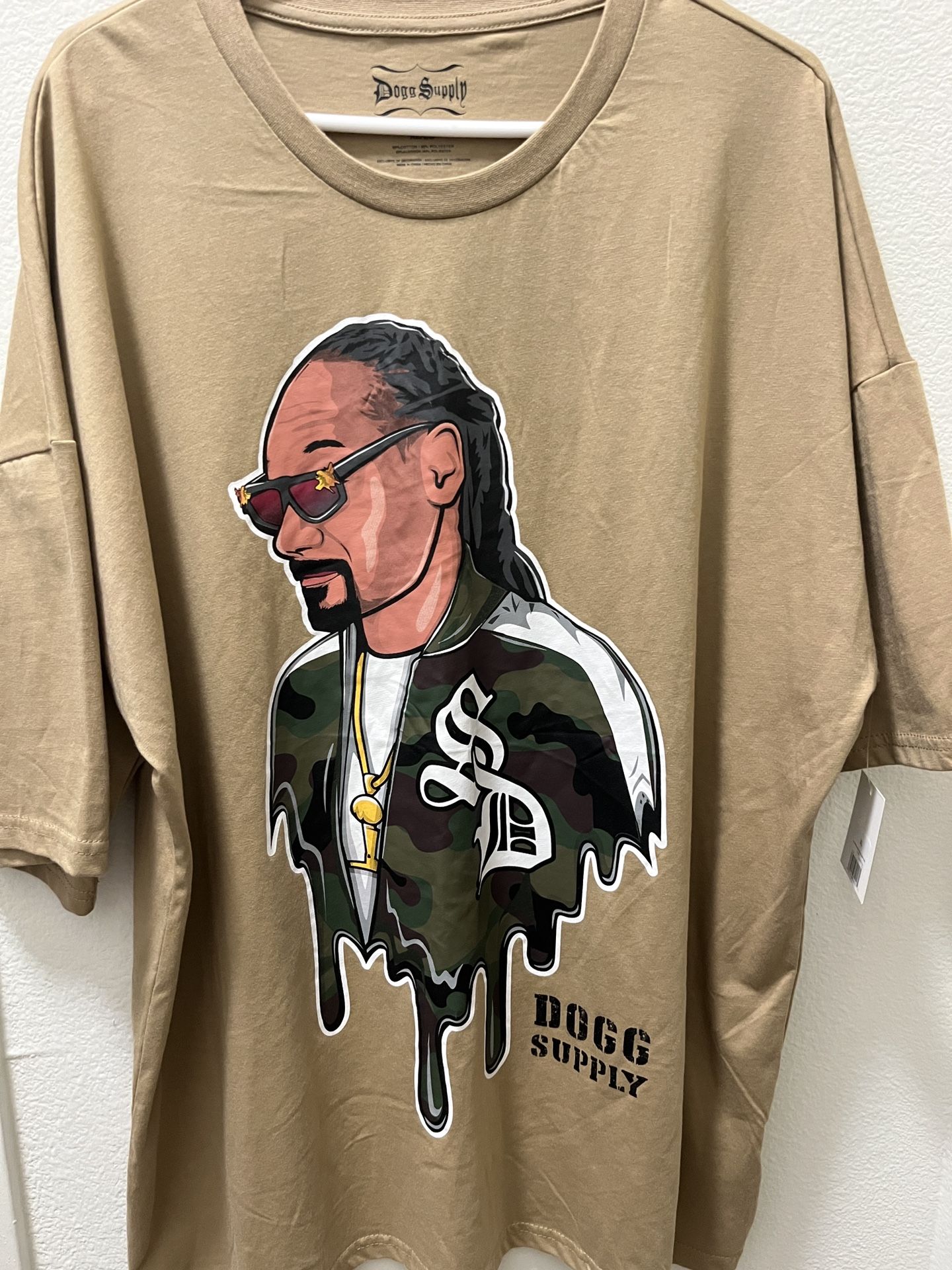 Selling 1 $10 Or 2 $20 Brand New Men’s Tshirts !