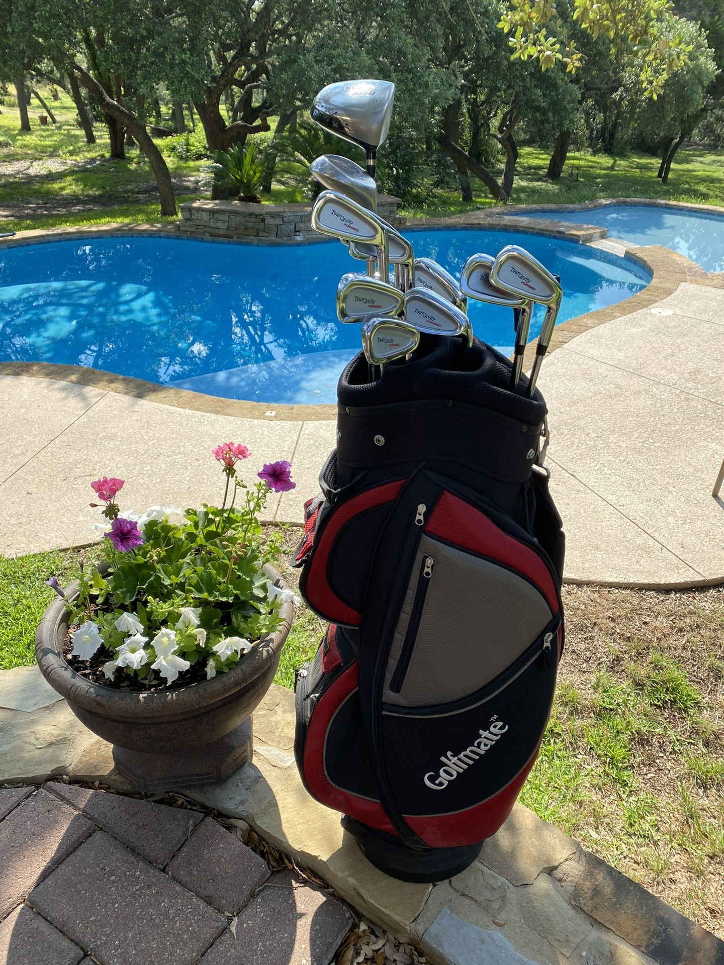 New Golfsmith Golf Clubs