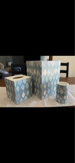 3-Piece Blue and Grey Teardrop Pattern Bathroom Accessory Set