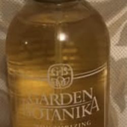Garden Botanika Almond Crème  Body Spray