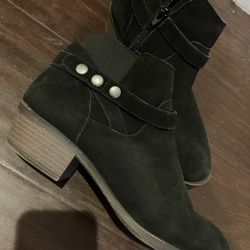Woman’s Boots