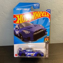Hot Wheels LB-Silhoutte Works GT Nissan 35GT-RR Liberty Walk LBWK R35