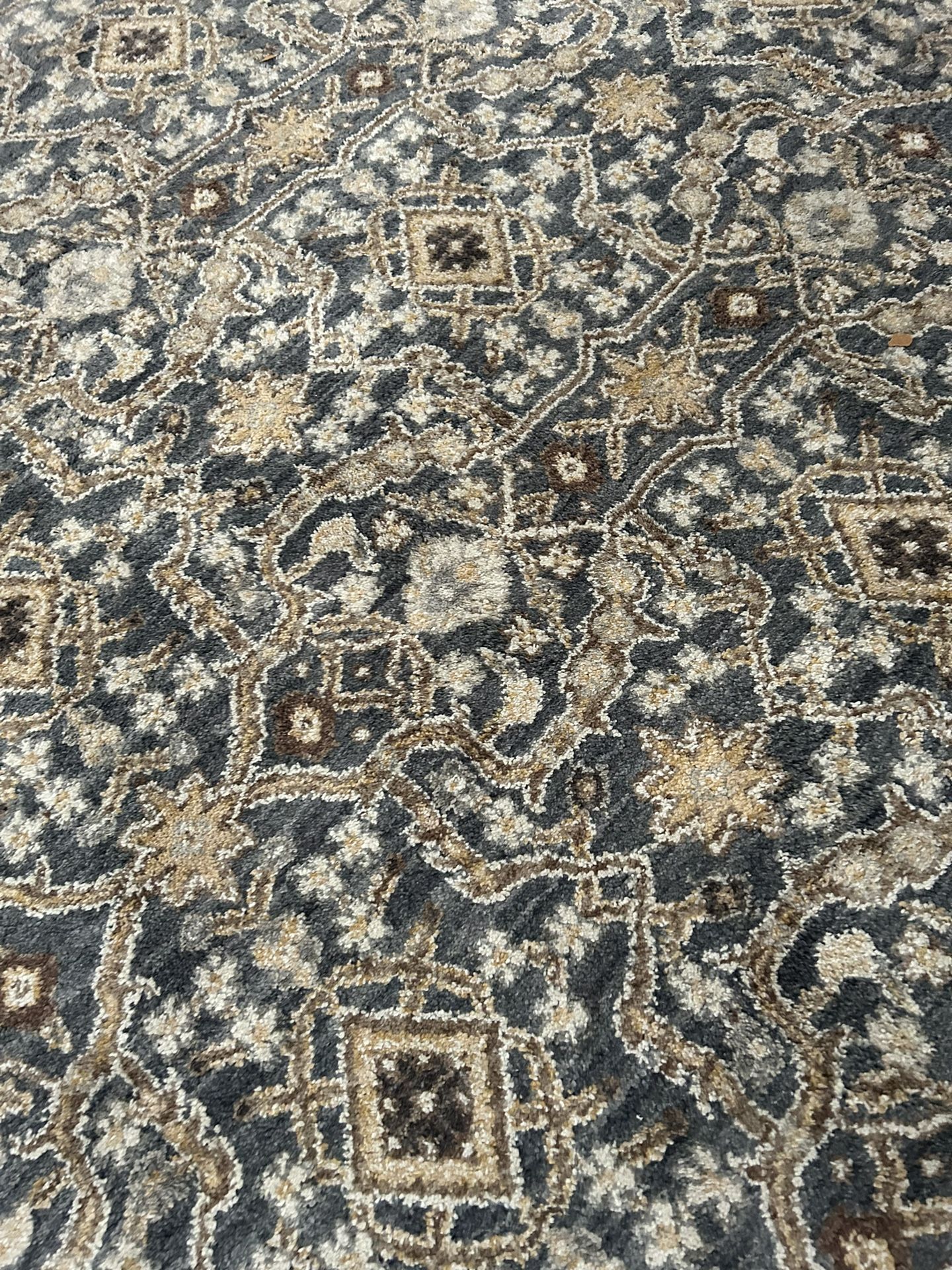 7x11 Area Rug Blue Gray Beige Color Bye Area Rug for Sale in Chandler ...