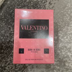 Valentino Cologne 
