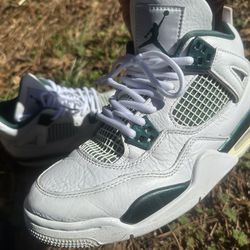 6.5y Nike Air Jordan 4 Retro sneakers in the 'Oxidized Green' c