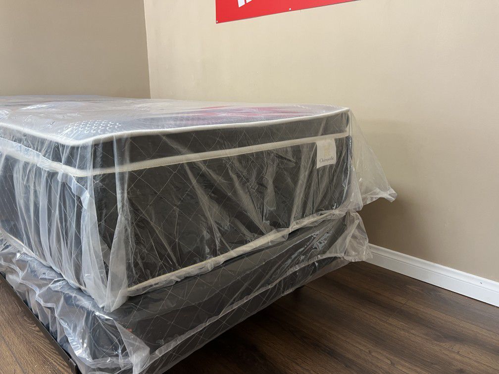 New Mattress Must Sell