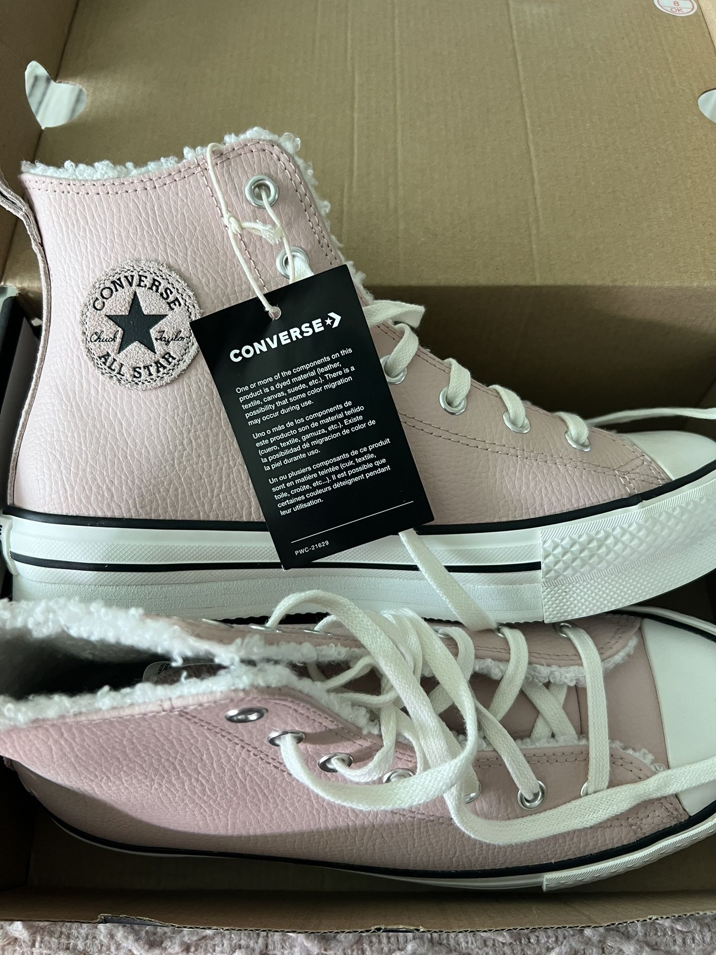Kids Leather Converse *BRAND NEW*