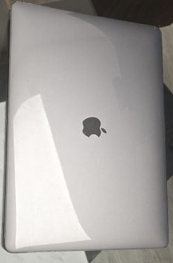 Apple MacBook Pro Model A2141 (16-inch)