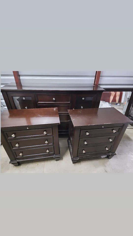 Dresser with Night Stands And Mirror. OBO