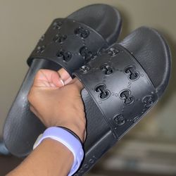 Gucci Slides