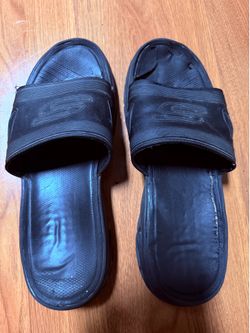 SKECHERS MEN’s FLIP FLOP