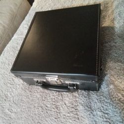 Polaroid automatic 230 land camera.