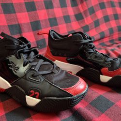 Jordan Stay Loyal 2 'Bred' sneakers