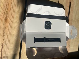 Apple Watch Series 11 42mm GPS Jet Black