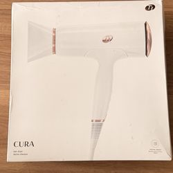 T3 CURA hair dryer