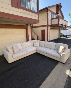 Sectional Sofa