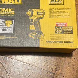 New Dewalt 1/2 Compact Wrench Tool Only 