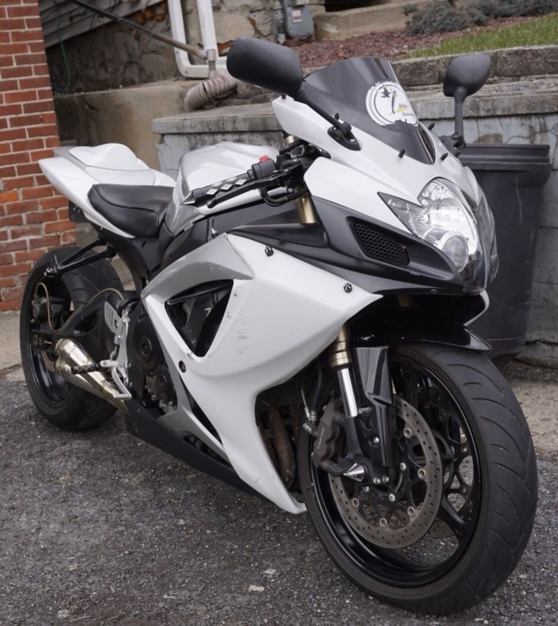 2006 SUZUKI GSXR 600 LOWERED & STRETCHED & EXTRA BODY MODIFICATIONS