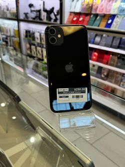 iPhone 11 64GB Unlocked